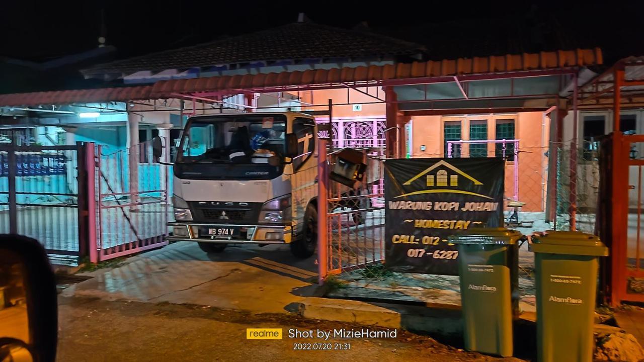 Homestay D' Tengah Bandar กัวลา รอมปิน ภายนอก รูปภาพ